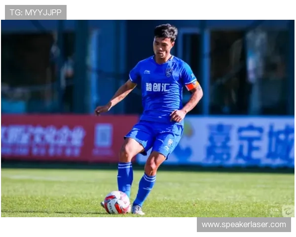 武汉足球队以56分领跑冠军赛积分榜展现强劲实力