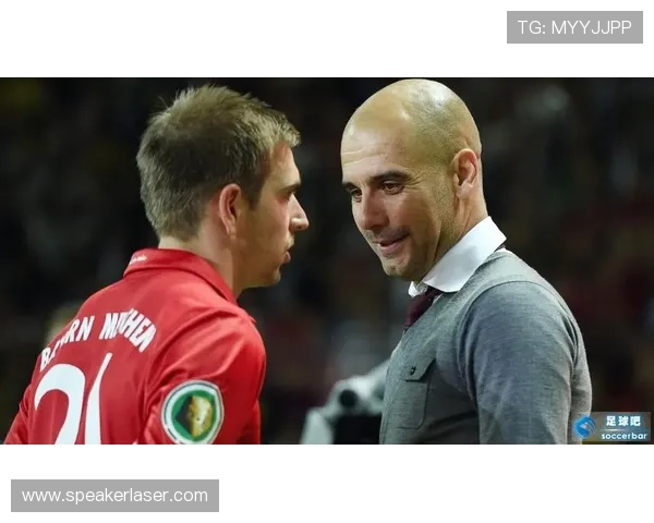 羊群中的足球明星传奇与他们的精彩瞬间分享